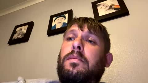Snapshot of skuzzy25 chatting on 10-01-25, 11:33 skuzzy25 online show from 10-01-25, 11:33