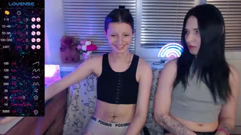 Snapshot of sky9669 chatting on 11-09-25, 03:54 Iska Im genderfluid theyheshenot use ht have reasons and Mia my t-gf sheher online show from 11-09-25, 03:54