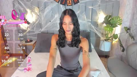 Snapshot of sky_fox_1 chatting on 11-01-25, 12:51 STIVEN online show from 11-01-25, 12:51