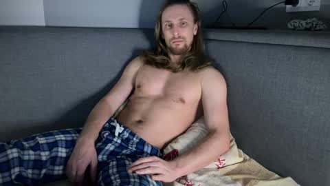 sky_guy25 online show from 11-20-25, 09:25