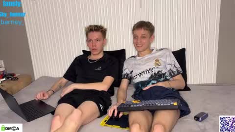 sky_hunter online show from 12-01-25, 09:09