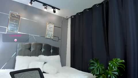 Daniel online show from 11-23-25, 02:55