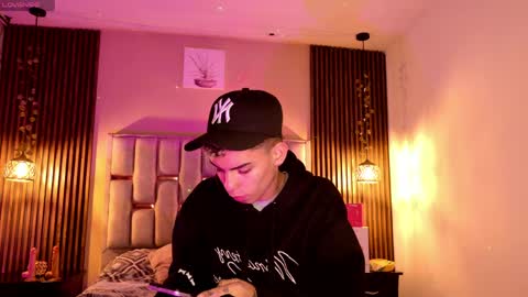 Snapshot of sky_jules chatting on 04-27-26, 12:47 Daniel online show from 04-27-26, 12:47