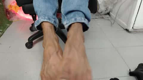 Snapshot of sky_walkerss chatting on 03-13-26, 02:29 sky_walkerss online show from 03-13-26, 02:29