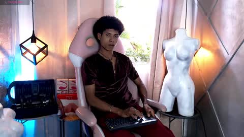 Snapshot of sky_walkerss chatting on 04-02-26, 05:32 sky_walkerss online show from 04-02-26, 05:32