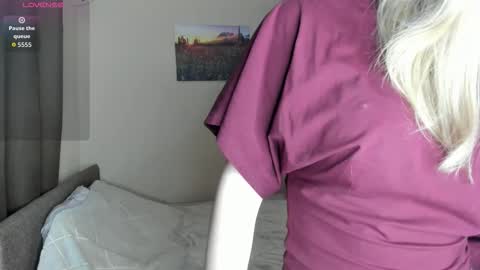 Snapshot of skyedavis chatting on 02-13-26, 07:32 skyedavis online show from 02-13-26, 07:32