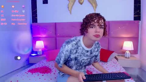 Snapshot of skyee_angel chatting on 02-10-26, 08:13 Angel online show from 02-10-26, 08:13