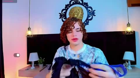 Snapshot of skyee_angel chatting on 04-25-26, 07:11 Angel online show from 04-25-26, 07:11