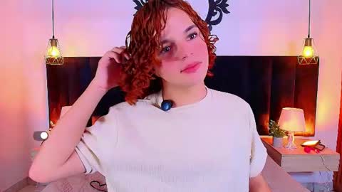 Snapshot of skyee_angel chatting on 07-02-26, 07:42 Angel online show from 07-02-26, 07:42