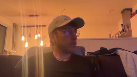 Snapshot of skyisthelimit1995 chatting on 03-25-26, 08:48 skyisthelimit1995 online show from 03-25-26, 08:48