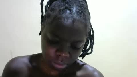 Snapshot of skylar2544 chatting on 12-15-25, 01:21 skylar2544 online show from 12-15-25, 01:21