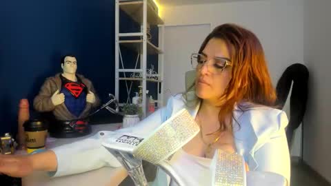 Snapshot of skylar__desire chatting on 10-17-25, 02:52 skylar__desire online show from 10-17-25, 02:52