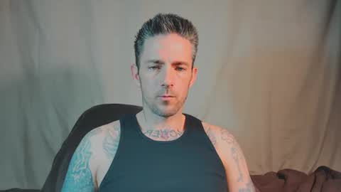 Snapshot of skylarrgrey chatting on 05-19-26, 04:08 SkylarGrey online show from 05-19-26, 04:08