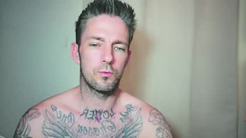 Snapshot of skylarrgrey chatting on 05-28-26, 01:19 SkylarGrey online show from 05-28-26, 01:19