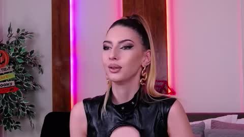 SkylarSpark online show from 10-30-25, 09:04