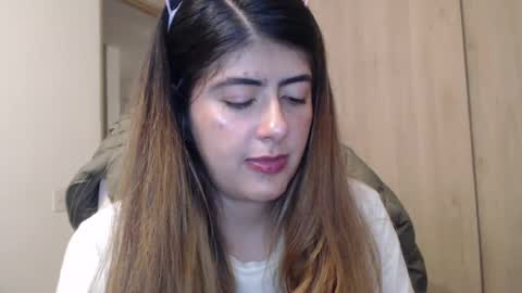 Skyler online show from 01-09-25, 03:58