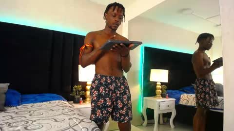 Snapshot of skylerbigxxx chatting on 04-14-26, 04:18 SKYLERBIGXXX online show from 04-14-26, 04:18