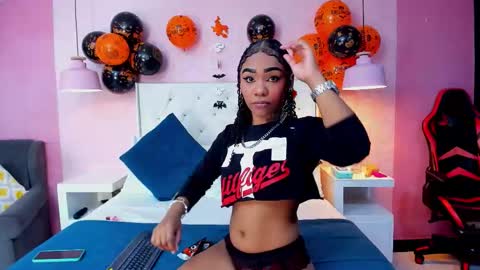 skylerbloom online show from 10-22-25, 03:07