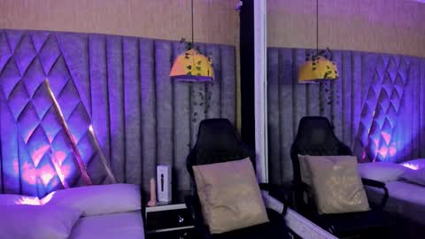 skylerbloom online show from 03-26-26, 03:01