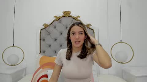 Snapshot of skylerwhite02 chatting on 07-25-26, 03:48 Skyler online show from 07-25-26, 03:48
