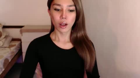 Snapshot of skyllerkent chatting on 05-27-26, 03:47 Sky online show from 05-27-26, 03:47