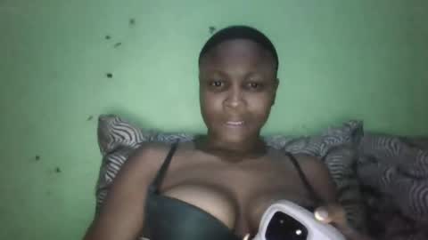 Snapshot of skylour chatting on 04-14-26, 06:25 Skylour online show from 04-14-26, 06:25