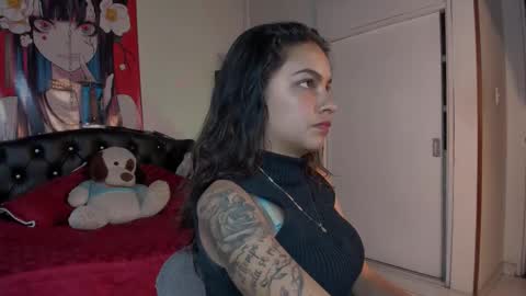 Snapshot of skyloverhot chatting on 10-10-25, 07:57 skyloverhot online show from 10-10-25, 07:57