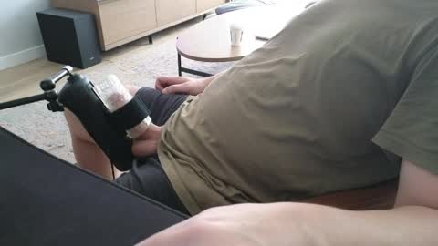 skylowe0 online show from 04-04-26, 10:46