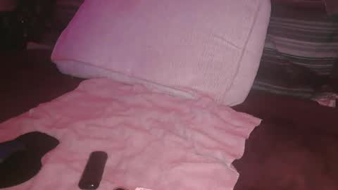 skyonetoo3 online show from 10-05-25, 11:13