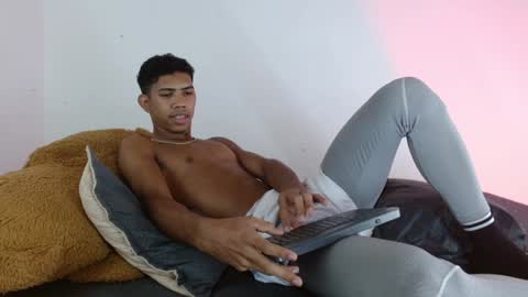 Skryper online show from 01-27-25, 03:37