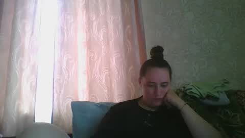 skyressie333 online show from 10-28-25, 11:03