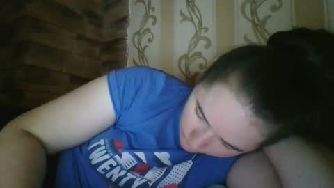 skyressie333 online show from 11-18-25, 05:56