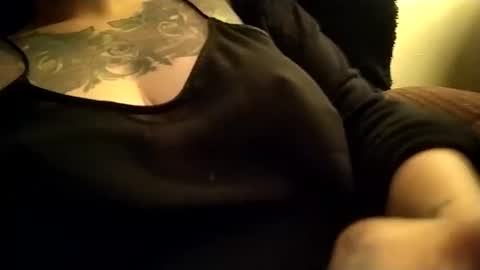 Snapshot of skyrimjobb chatting on 12-05-24, 09:39 Skyrimjobb online show from 12-05-24, 09:39