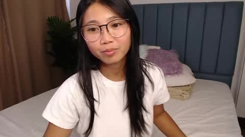 Snapshot of skytime96 chatting on 04-16-26, 04:46 Sky online show from 04-16-26, 04:46