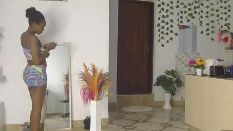 Bella online show from 06-01-26, 12:34
