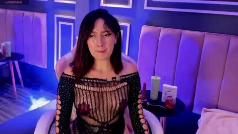 Snapshot of skyylee_ chatting on 05-11-26, 04:04 abby online show from 05-11-26, 04:04