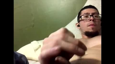 Snapshot of slangindopee chatting on 01-27-25, 02:02 Slangindopee online show from 01-27-25, 02:02