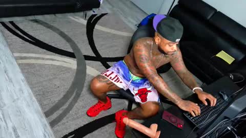 nasty twitter KASHCARTERATL online show from 12-14-25, 06:12