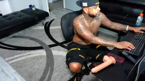 nasty twitter KASHCARTERATL online show from 12-16-25, 02:00