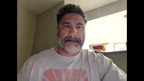 Snapshot of slappysamz chatting on 03-15-26, 12:00 slappysamz online show from 03-15-26, 12:00