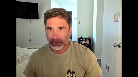 Snapshot of slappysamz chatting on 03-23-26, 08:35 slappysamz online show from 03-23-26, 08:35