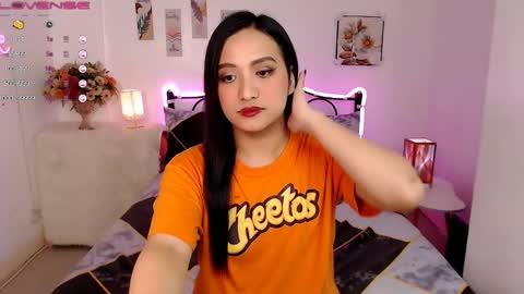 Queen Cyrine online show from 02-18-25, 08:16
