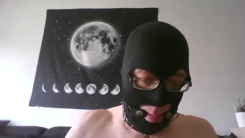 Snapshot of slaveforgodess chatting on 03-05-25, 11:17 slaveforgodess online show from 03-05-25, 11:17