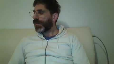 camboy online show from 01-01-25, 09:09