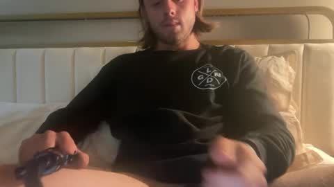 Snapshot of sleazyneasyy chatting on 09-18-25, 08:33 sleazyneasyy online show from 09-18-25, 08:33