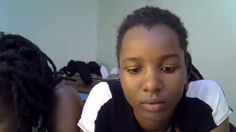 Snapshot of sleciah chatting on 12-23-25, 09:40 sleciah online show from 12-23-25, 09:40