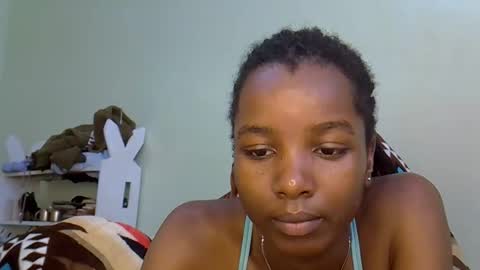 Snapshot of sleciah chatting on 01-12-26, 09:14 sleciah online show from 01-12-26, 09:14