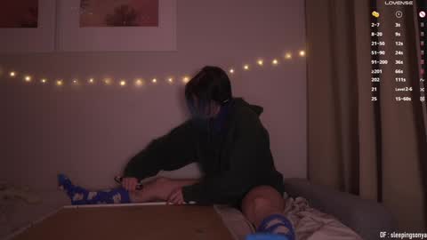 Sonya online show from 12-22-24, 09:42