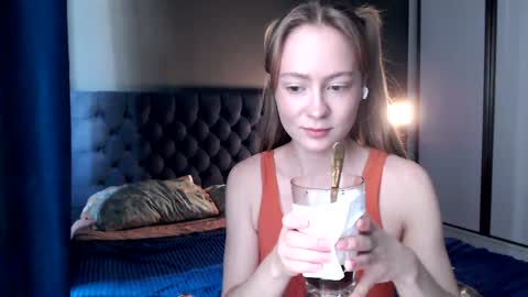 Slemgem Amy  friends online show from 10-24-25, 08:11