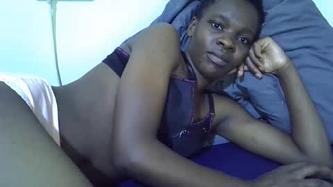 slender_queen online show from 05-06-26, 10:09